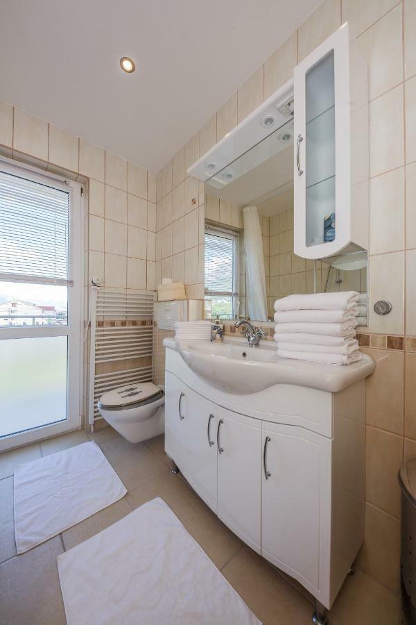 Apartman Lucija Kaštela Extérieur photo