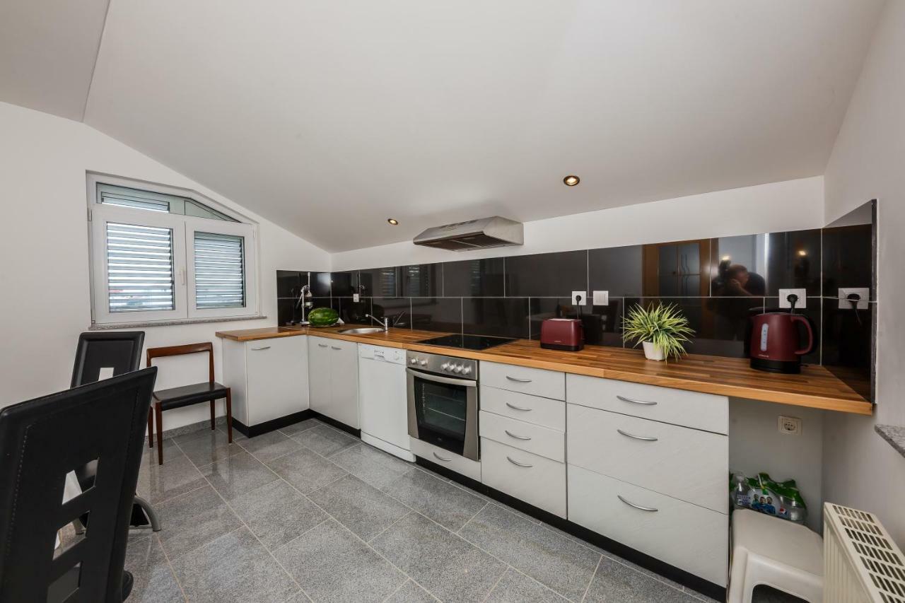Apartman Lucija Kaštela Extérieur photo